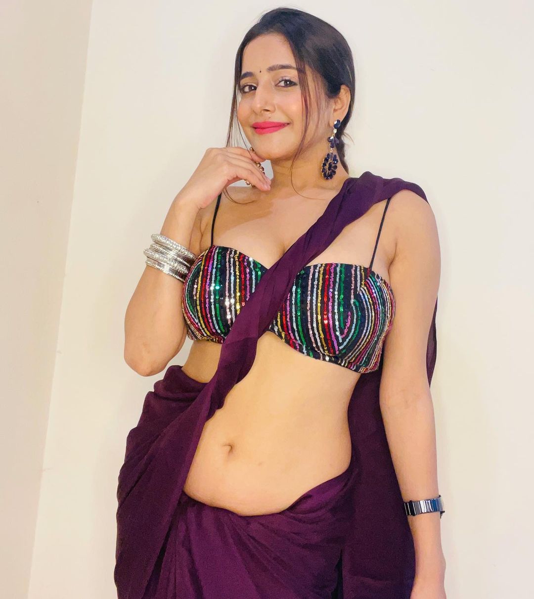 kate sharma navel low waist saree tv actress