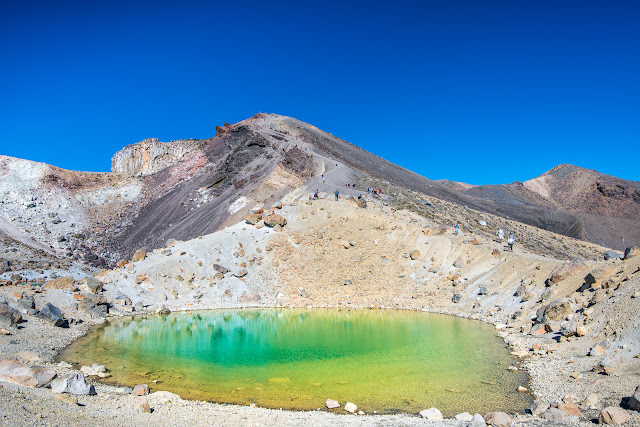 Stunning clear lakes on Tongariro Crossing