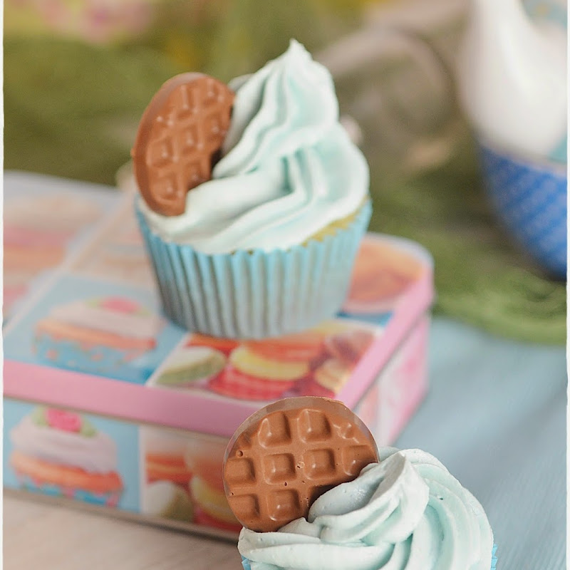 Cupcakes de chocolate con frosting de queso