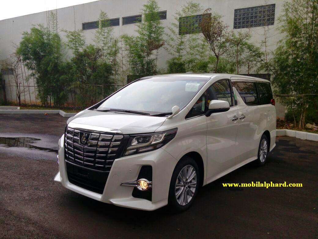Harga Mobil Alphard CBU  2019 mobil  alphard  baru
