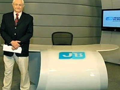 Boris Casoy no comando do Telejornal do Brasil, da TV JB