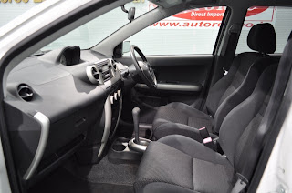 2003 Toyota IST