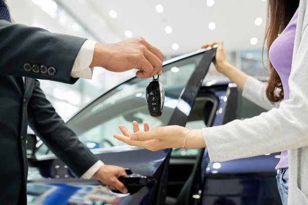 Avoid Scams, Do These 4 Steps When Buying a Car at a Dealership