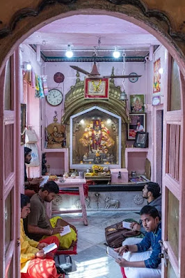 Banaras is famous for