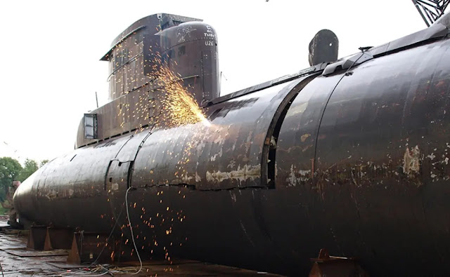 El último viaje del submarino "U 16" termina en un desguace de Kiel