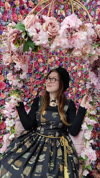 lolita on a swing of flowers