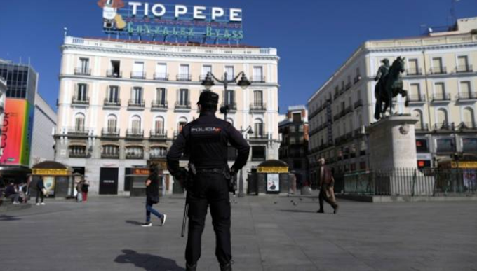 Madrid, è semi-lockdown