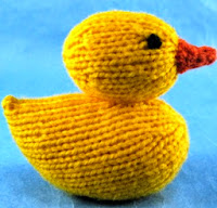 http://thelittleyellowduckproject.org/wp-content/uploads/2014/04/Alan-Dart-Duck-Pattern.pdf