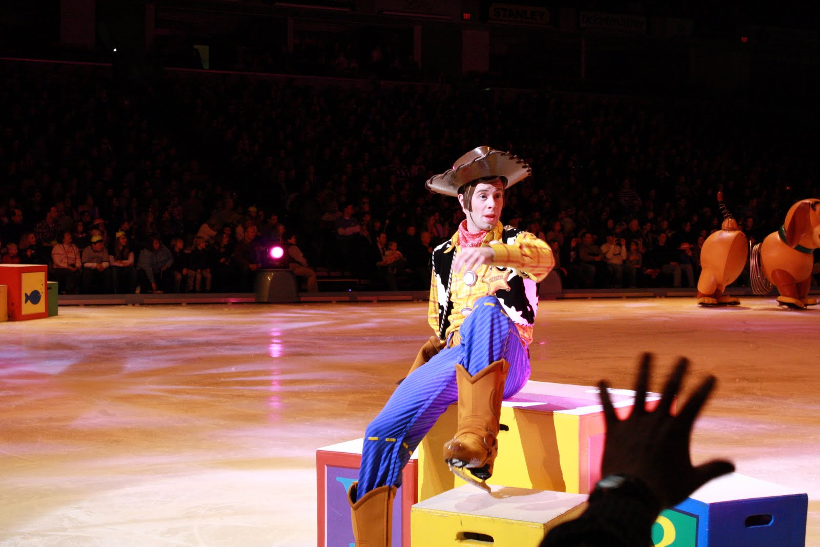 Little Pieces of Heaven: Disney on Ice....Toy Story 3