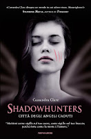 http://www.amazon.it/Shadowhunters-Citt%C3%A0-degli-angeli-caduti/dp/8804618299/ref=sr_1_1?s=books&ie=UTF8&qid=1409387665&sr=1-1&keywords=citt%C3%A0+degli+angeli+caduti