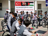 Presiden Erdogan Berikan Hadiah 1000 Sepeda Untuk Anak-anak Gaza 