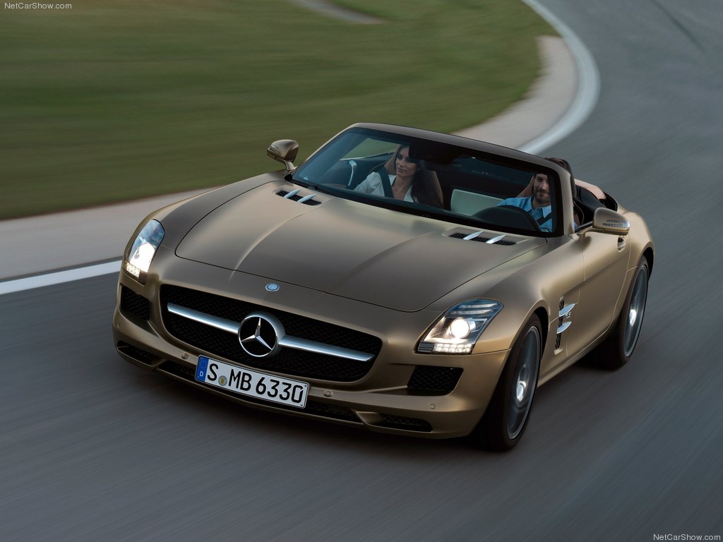 Idelenn Idegen: Stipistop, Mercedes-Benz SLS AMG Roadster