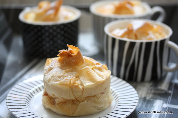 Marillen-Topfen Souffléstrudel