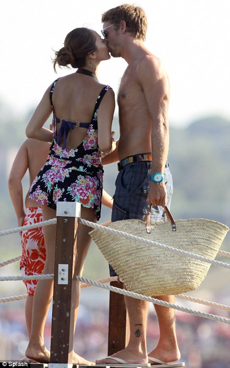 Jenson Button Girlfriend Jessica Michibata Hot Photos jessica michibata hot