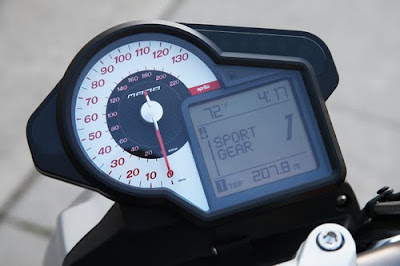 2009 Aprilia Mana 850-gauges