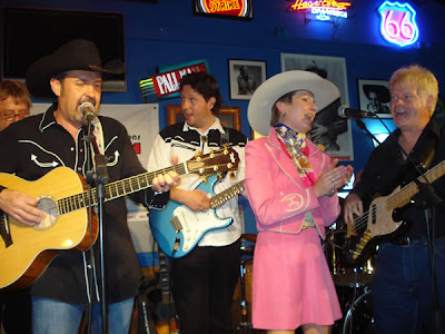 Concert Joni Harms i Billy Yates al Texas Country Bar