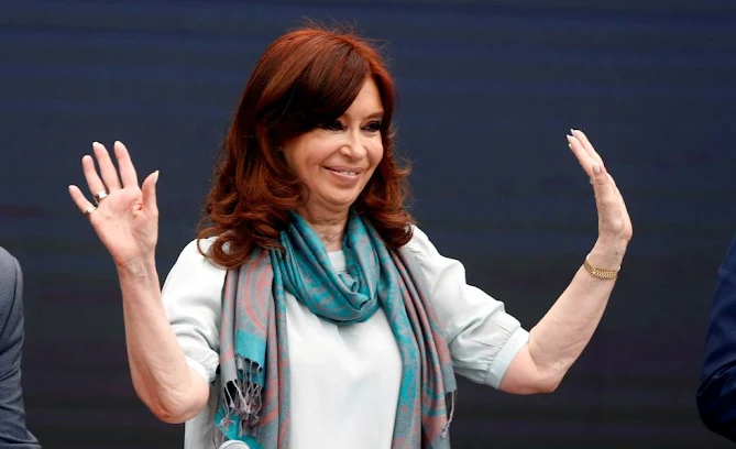 Pensiones Honoríficas: Cristina cobrará dos millones de pesos por mes