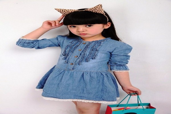 Model baju  anak  perempuan umur  7  tahun  Jaman Sekarang 