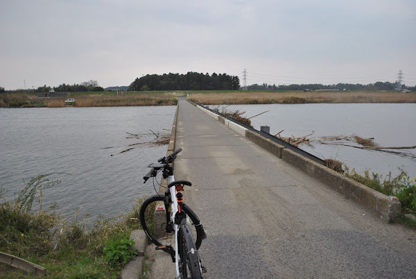 竹瓦橋(香取橋)の道標