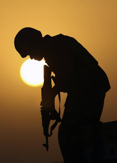 image: photo published in an article about Brian Turner, an acclaimed poet and Iraq war veteran