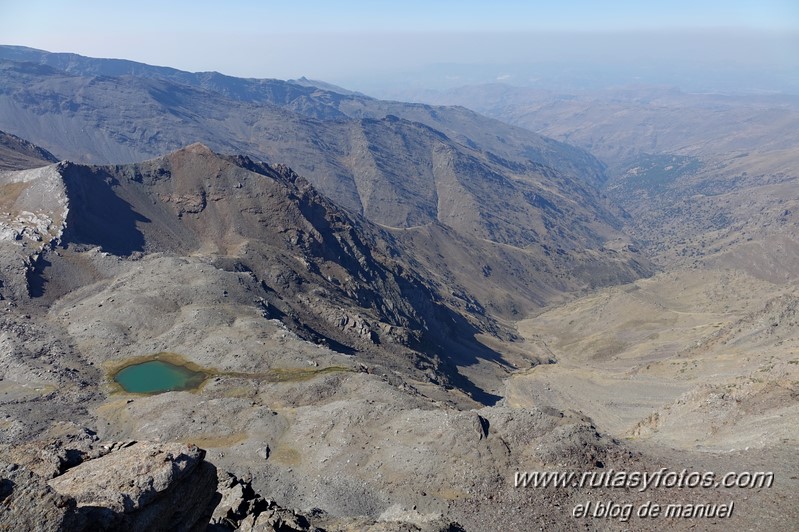 Puntal de Siete Lagunas desde Trevélez (Sierra Nevada)