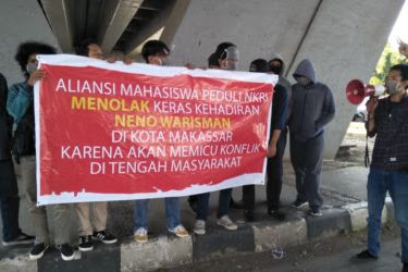 Kedatangan Neno Warisman Disambut Penolakan Dari Pencetus Makassar. Begini Nasibnya Sekarang!