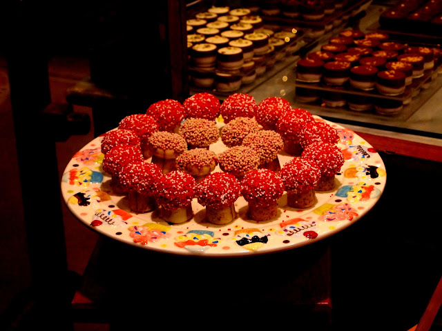 red sweet mushrooms barcelona shop