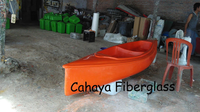 harga perahu canoe