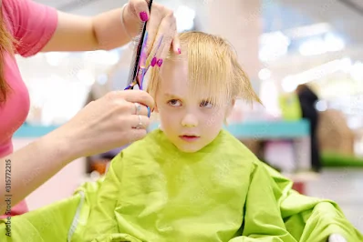 How to Cut Baby Hair in Hindi : अपने बच्चे के बाल कैसे काटें