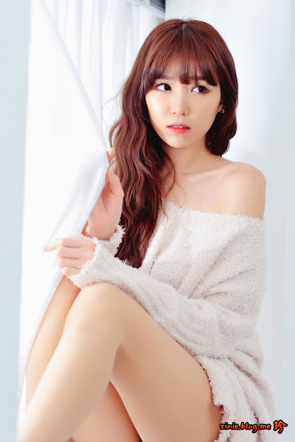 Lee Eun Hye Sexy in Creamy Sweater