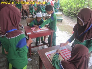 lomba cepat tepat puzzel mi al raudlah