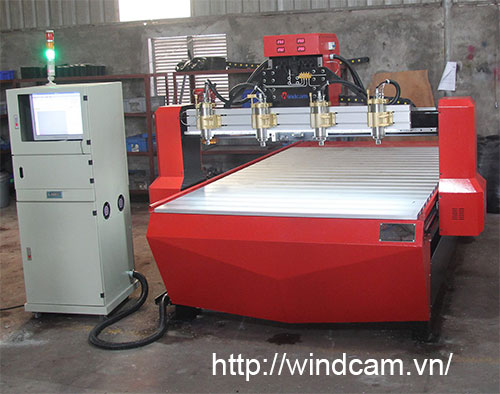 máy khắc gỗ cnc 4 đầu