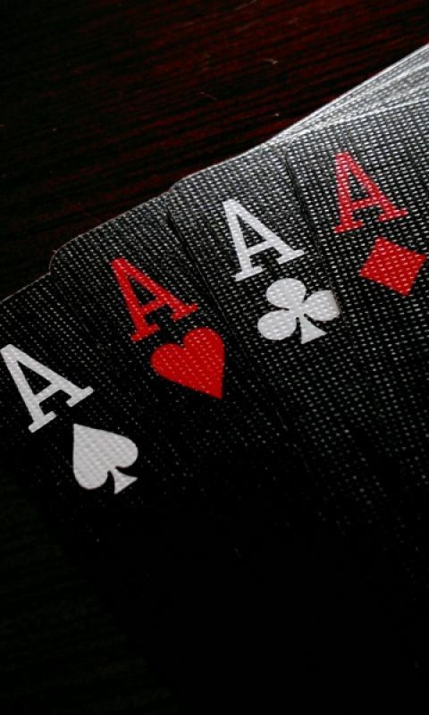Keuntungan Besar Bermain Situs judi Online DominoQQ dan Poker Online