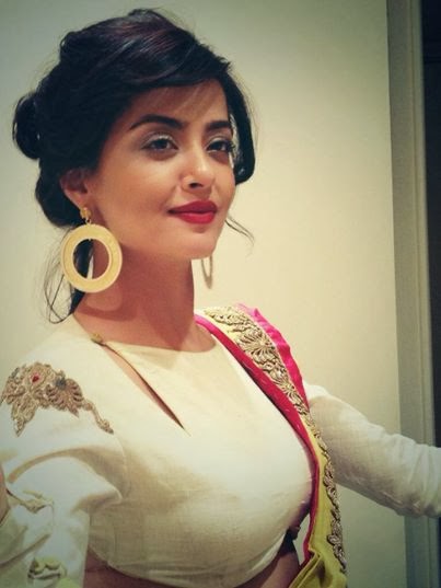 Surveen Chawla Gold Hoops