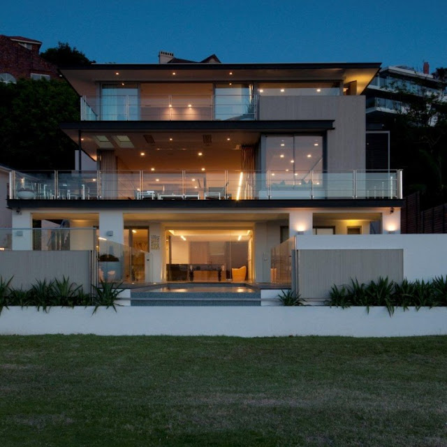 Photo of front facade of an amazing home in Sydney