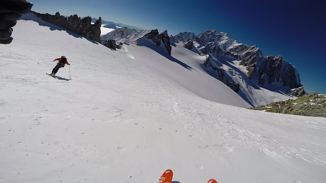 DENT DU GEANT SKI DE RANDO glacier des marbrés MANU RUIZ 