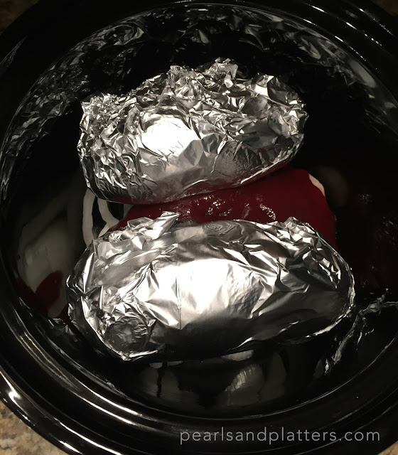 Slow Cooker Loaded Baked Potatoes / Pearls and Platters