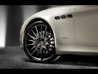 2011 Maserati Quattroporte Sport GT S Awards Edition - Wheel