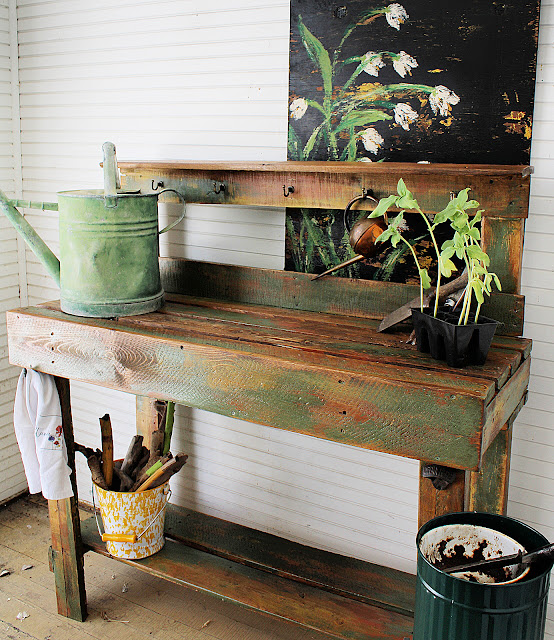 Pallet Potting Bench