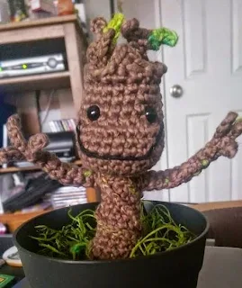 http://translate.googleusercontent.com/translate_c?depth=1&hl=es&rurl=translate.google.es&sl=auto&tl=es&u=http://crochetcreationsbysara.blogspot.com.es/2014/08/baby-groot.html&usg=ALkJrhhQUbshRouJ5SVjAUrQk5tETvQ5rg