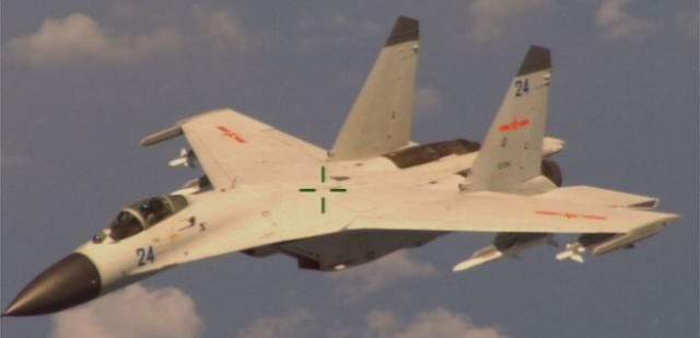 During the epidemic, Chinese military planes continued to fly around Taiwan to warn domestic and foreign politics