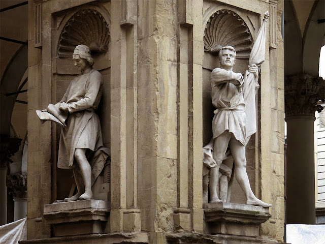 Statue of Bernardo Cennini by Emilio Mancini, Michele di Lando by Antonio Bortone, Loggia del Mercato Nuovo, Florence