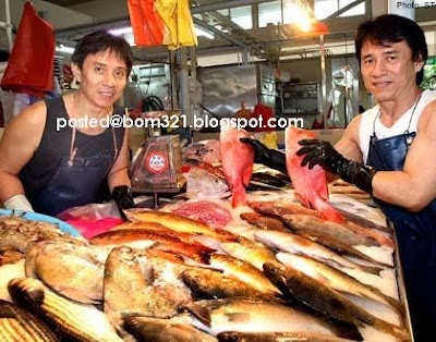 Jackie Chan is selling fish