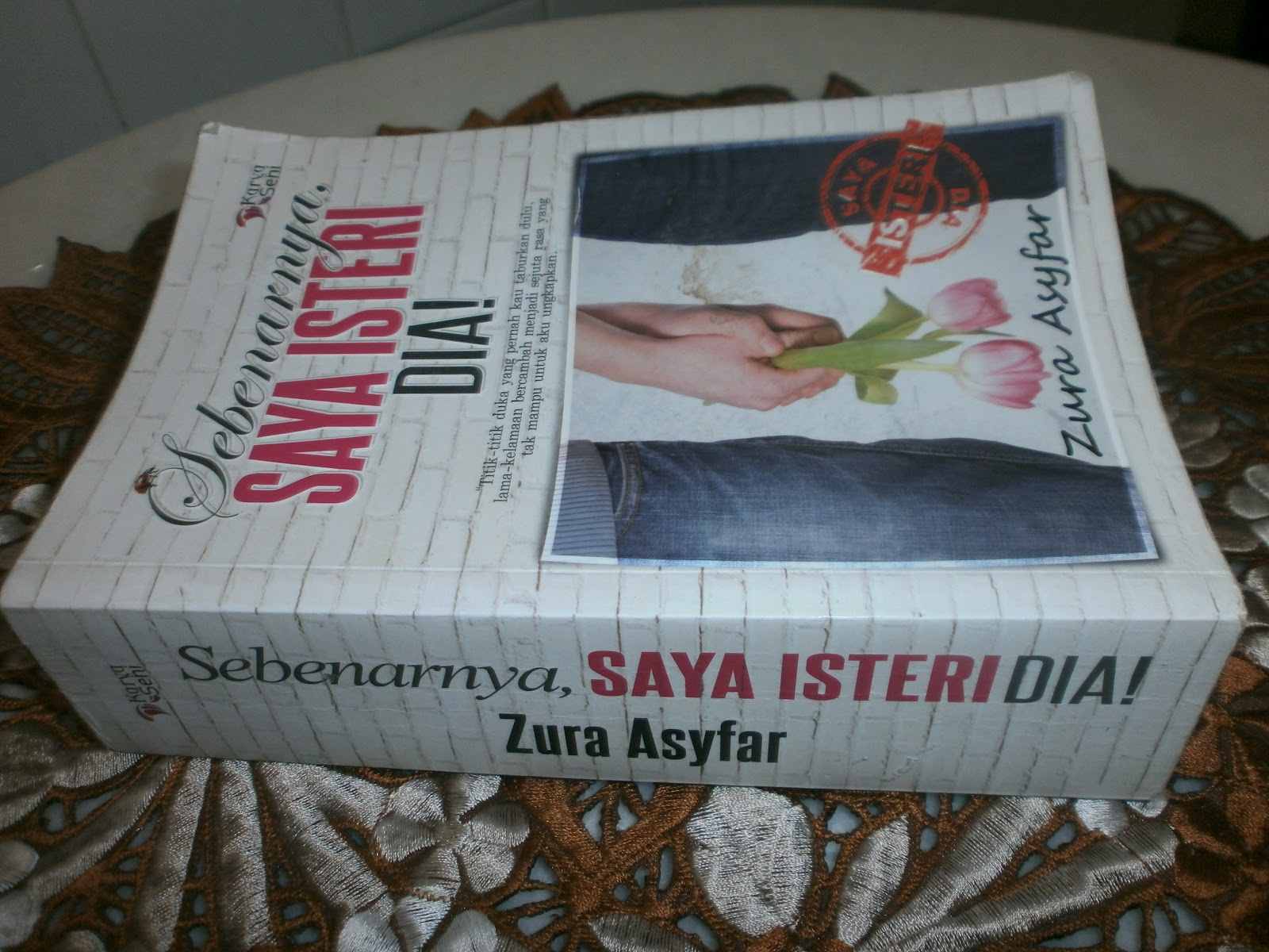 MY COLLECTIONS - Bahan Bacaan: SEBENARNYA SAYA ISTERI DIA 