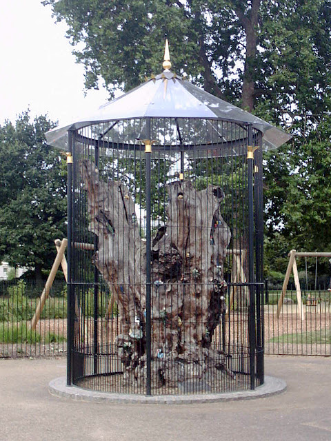 Elfin Oak, Broad Walk, Kensington Gardens, London