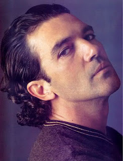 Antonio Banderas new haircut hair styles for 2011