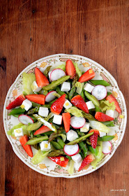 insalata-di-asparagi-e-fragole