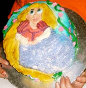 Tangled Birthday Cake Images