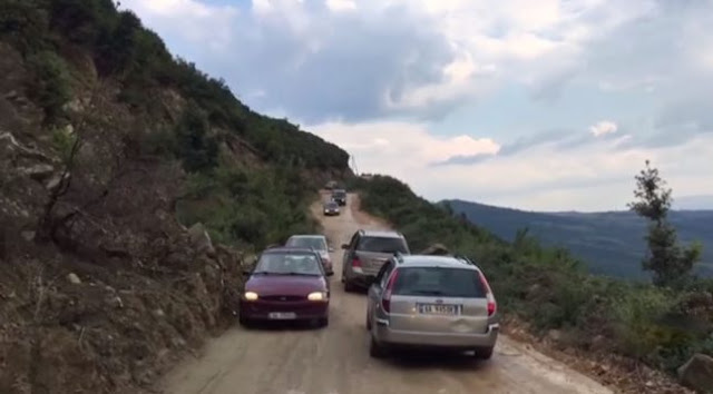 Pilgrimage to the holy Mount of Tomorri, large influx of visitors