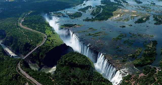 Parque Nacional Mosi-oa_Tun Zambia